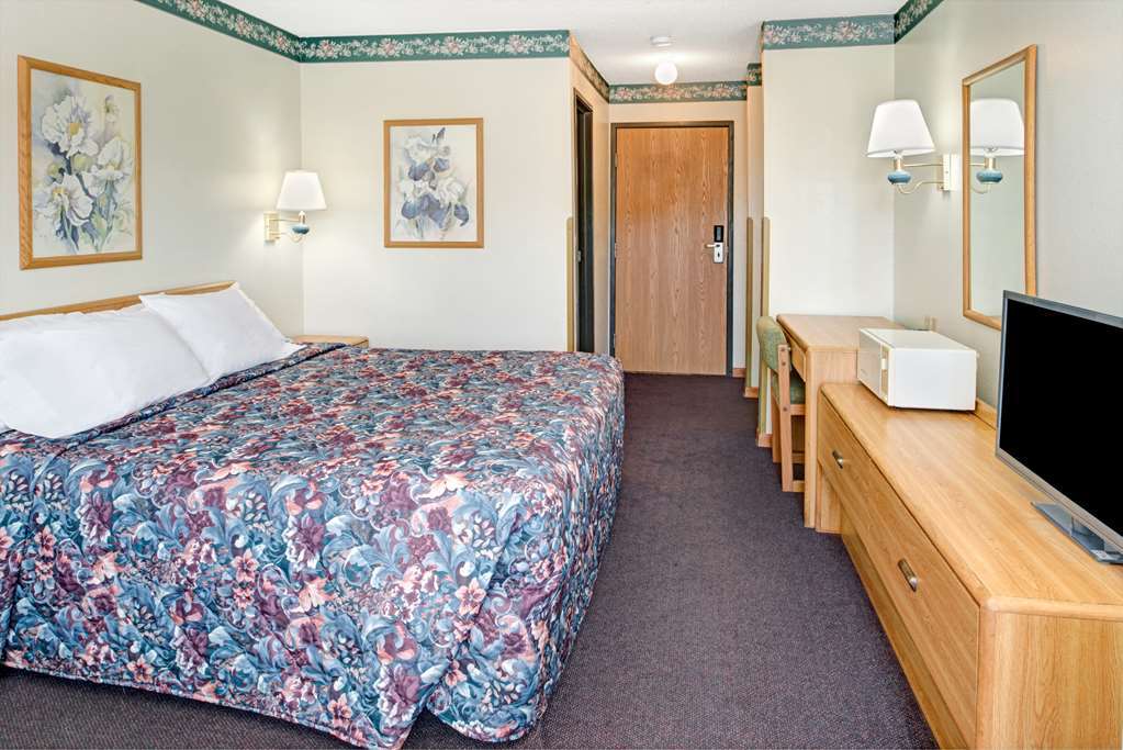 Rodeway Inn Red Oak Ruang foto