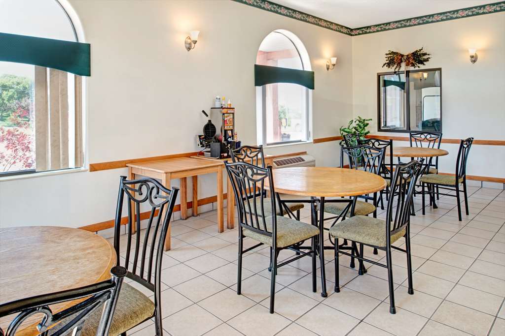 Rodeway Inn Red Oak Fasilitas foto