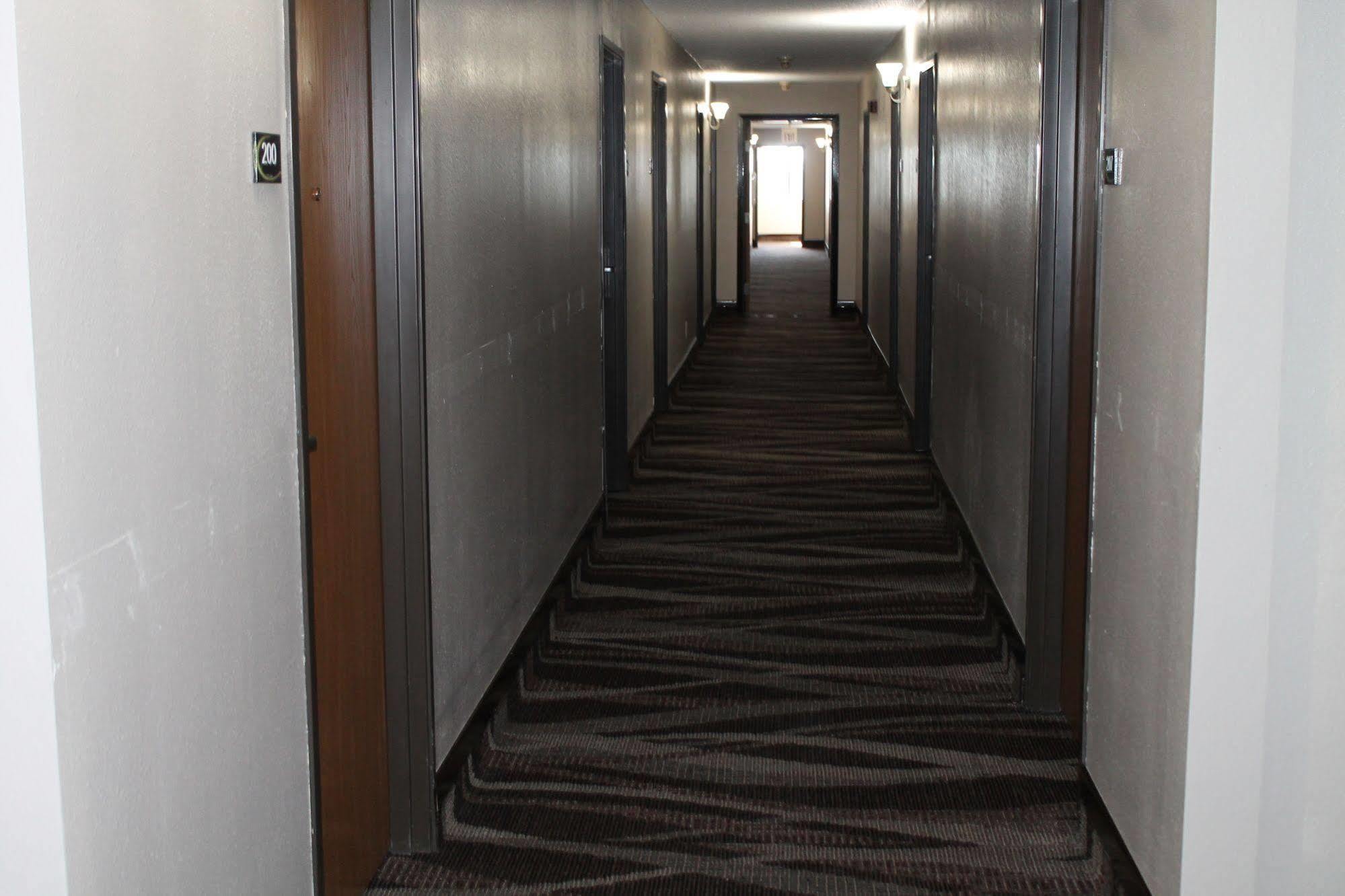 Rodeway Inn Red Oak Bagian luar foto